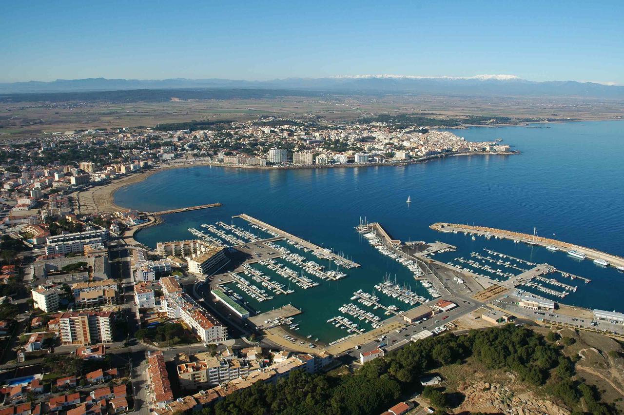 Mar Blau L'Escala Apartman Kültér fotó