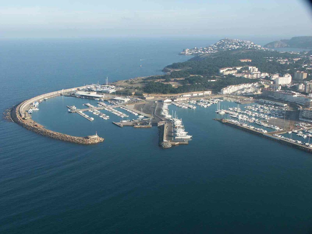 Mar Blau L'Escala Apartman Kültér fotó